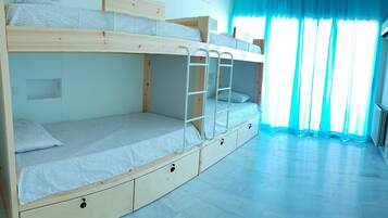 Shared Dormitory, Mixed Dorm, Shared Bathroom | Premium bedding, soundproofing, iron/ironing board, free WiFi