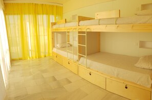 Shared Dormitory, Mixed Dorm, Shared Bathroom