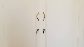 Shared Dormitory, Women only, Shared Bathroom | Room amenity