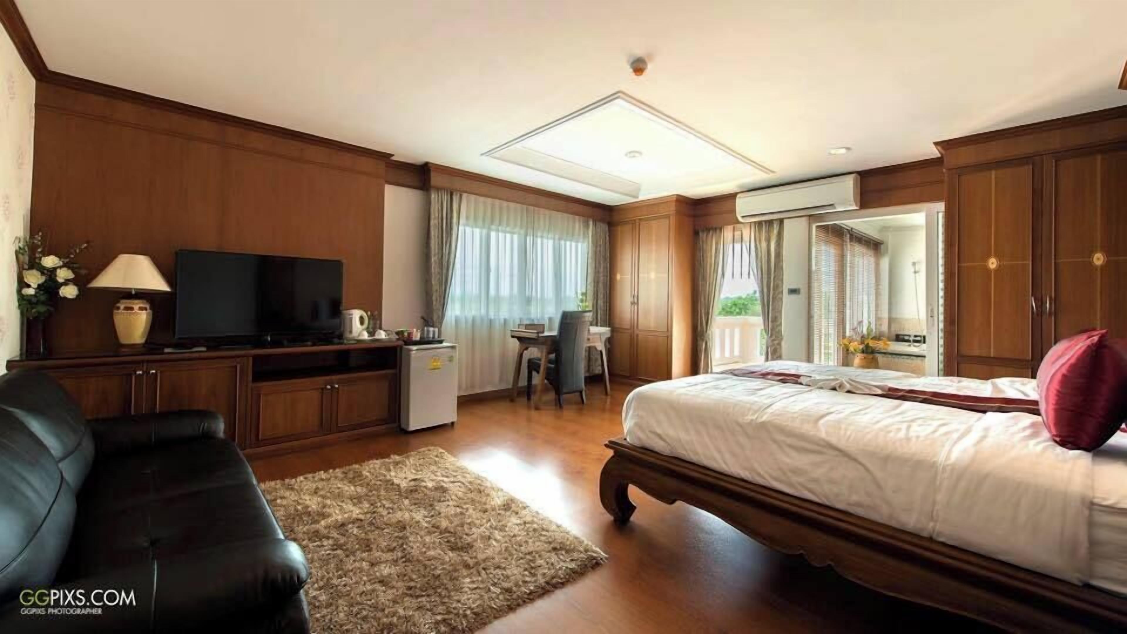 Suite Room (Zone A) | 迷你吧、遮光窗簾/窗簾、免費 Wi-Fi、床單