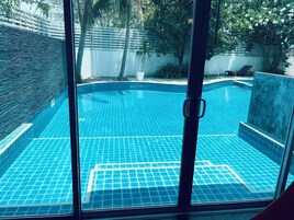 3 piscinas al aire libre