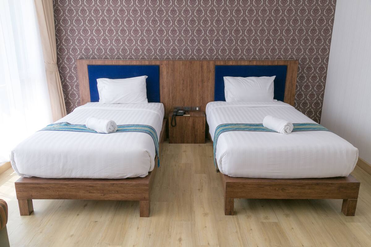 Standaard Twin kamer | Een minibar, verduisterende gordijnen, extra bedden (toeslag)