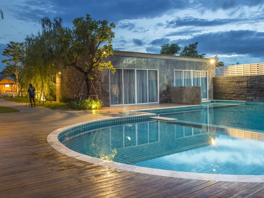 3 outdoor pools