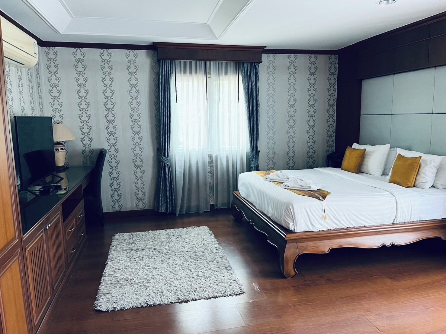 Deluxe Room (Zone A) | 迷你吧、遮光窗簾/窗簾、免費 Wi-Fi、床單