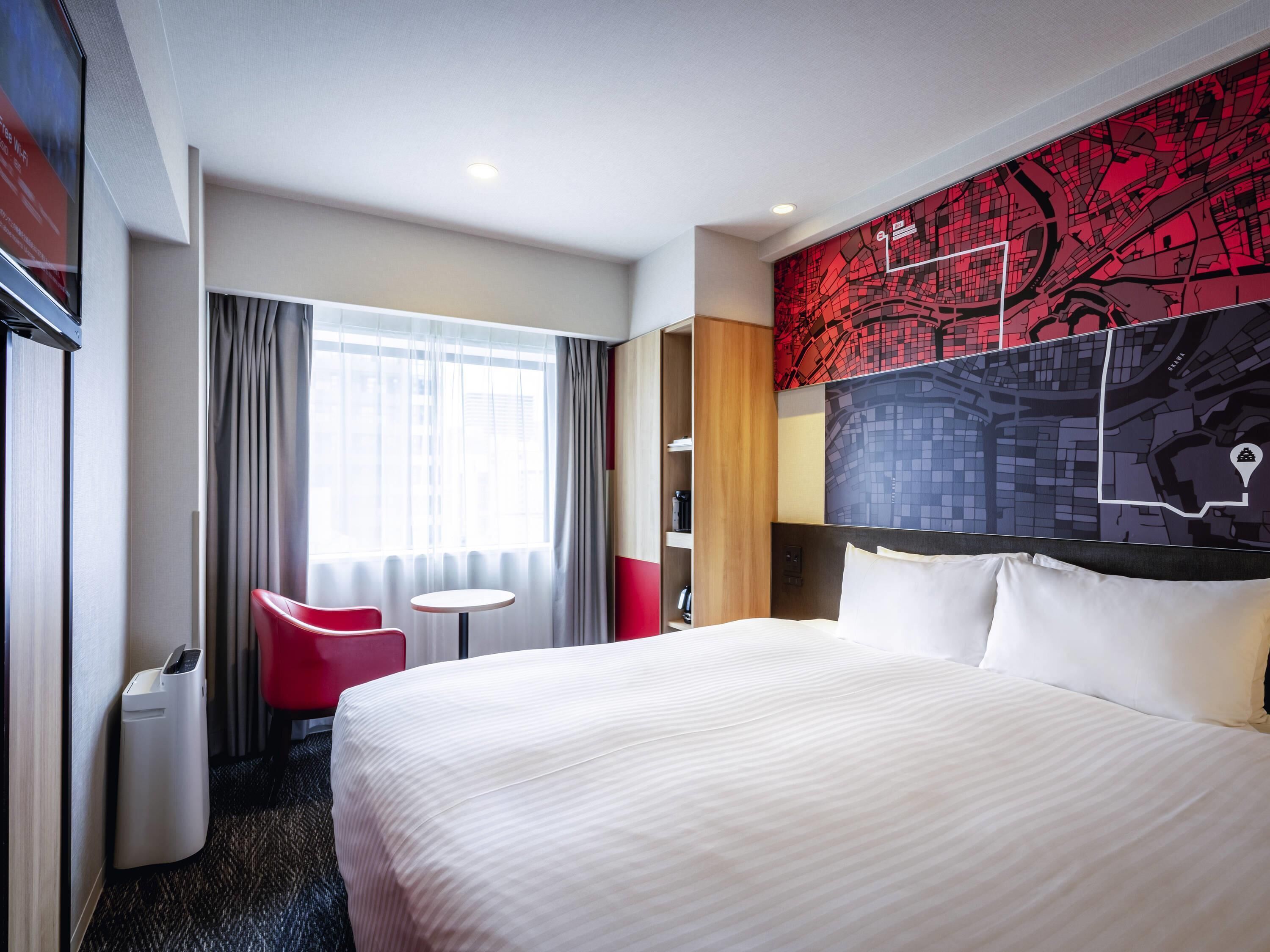 Standard Room, 1 King Bed | In-room safe, desk, blackout curtains, soundproofing