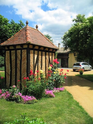 Property grounds - Les Sureaux (Le Pizou)