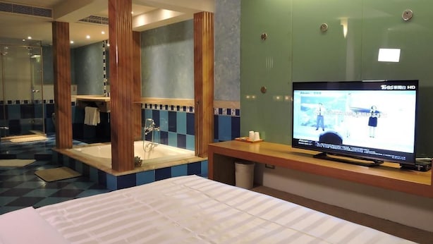 Deluxe Double Room, Non Smoking - EDINBURGH Motel (Tainan)