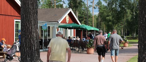 Lunch and dinner served, Scandinavian cuisine