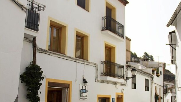 Unclassified image, 1 of 17, button - Hostal El Pozo (Chulilla)