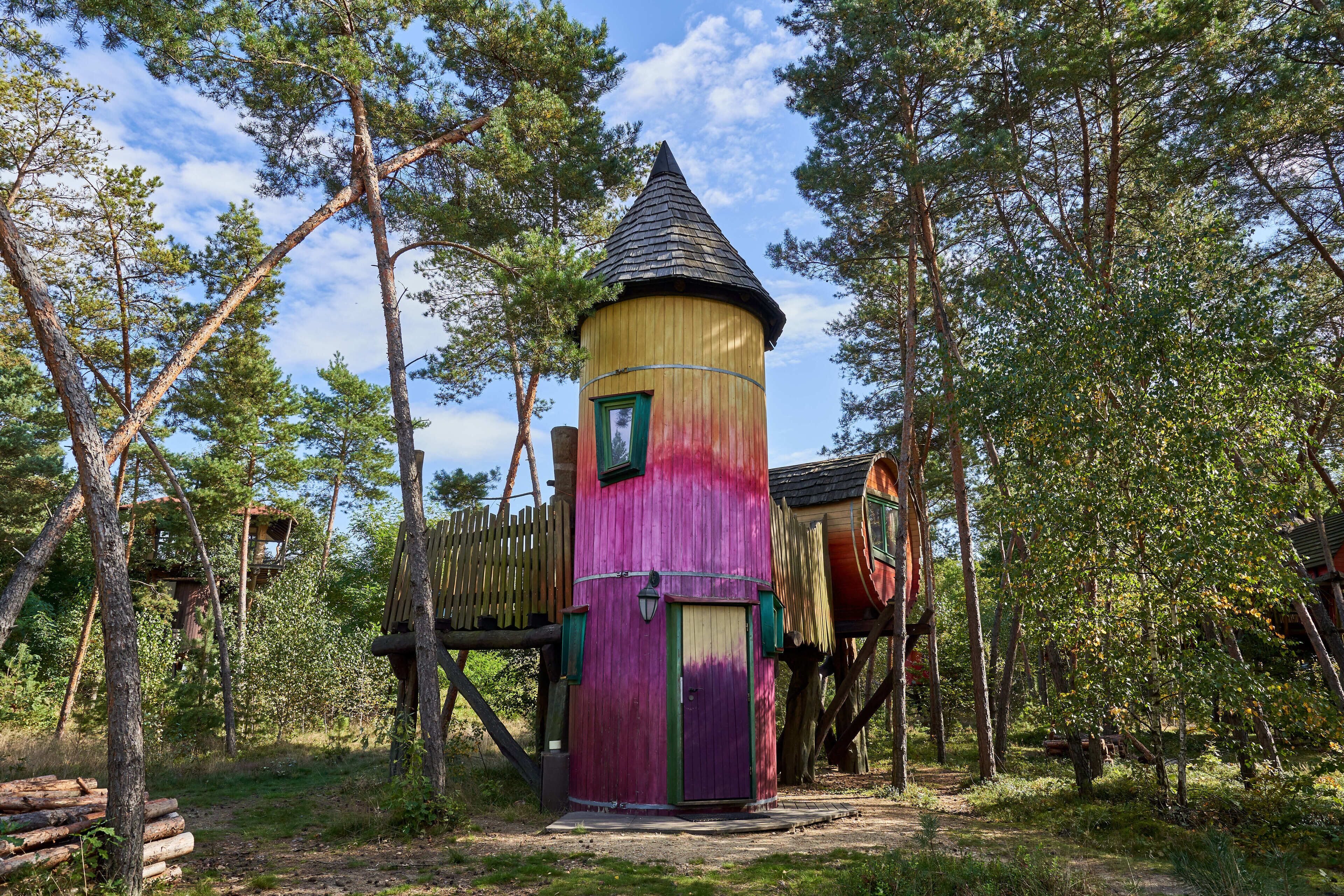 Comfort Tree House | Individually decorated, individually furnished