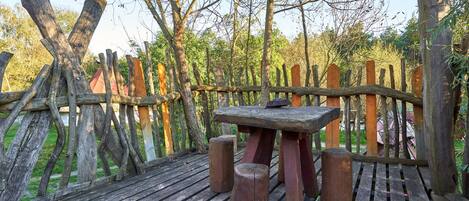 Comfort-Baumhaus | Terrasse/Patio