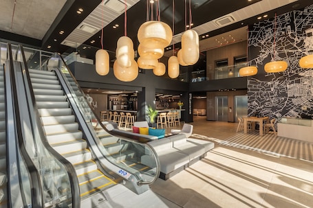 Lobby sitting area. Novotel Santiago Providencia