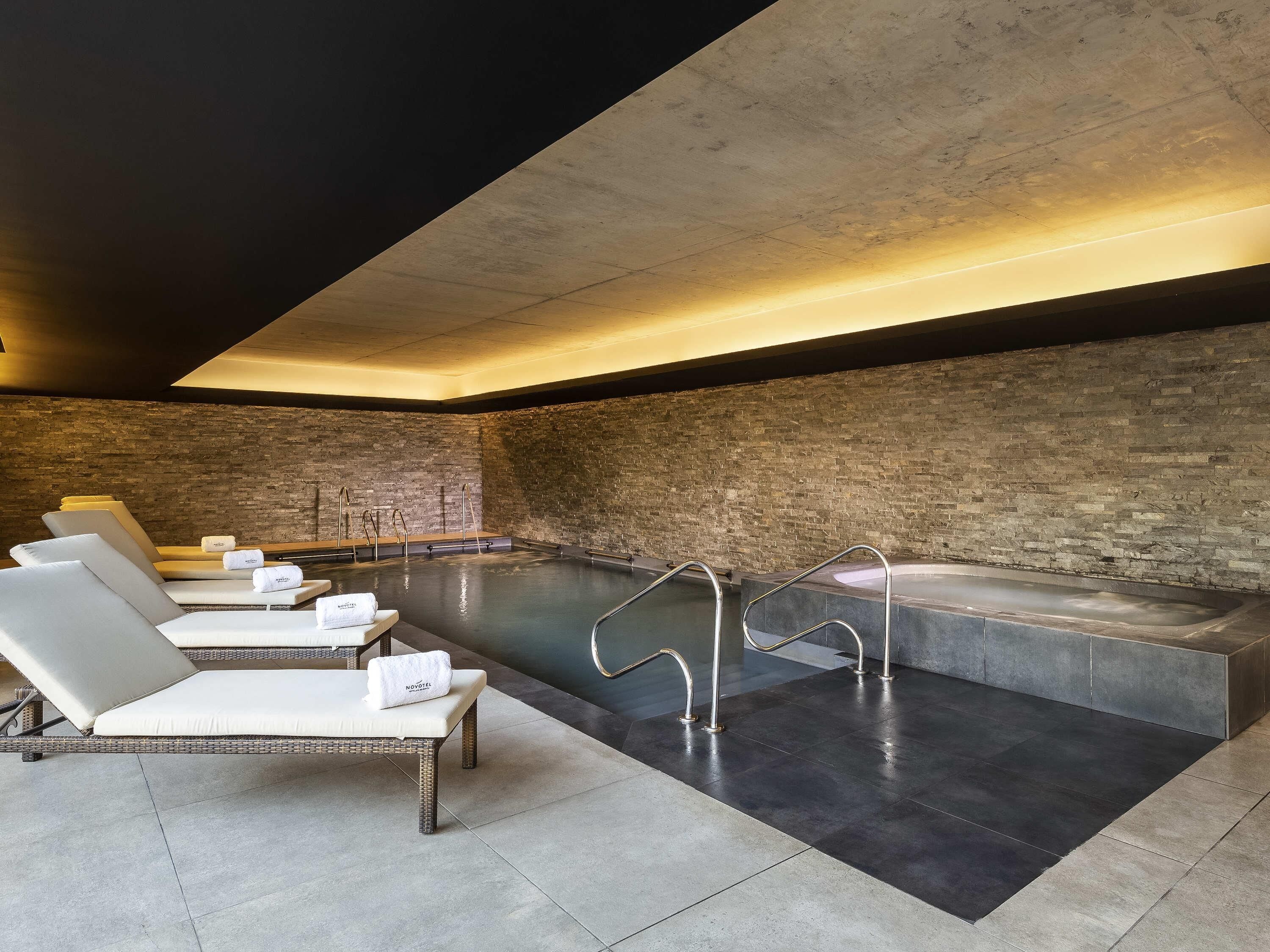 Una piscina techada