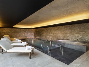 Indoor pool - Novotel Santiago Providencia (Santiago)