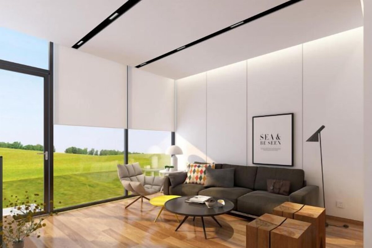 Family-friendly Family Room