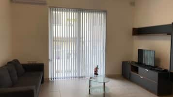 32-inch LED TV with cable channels, TV