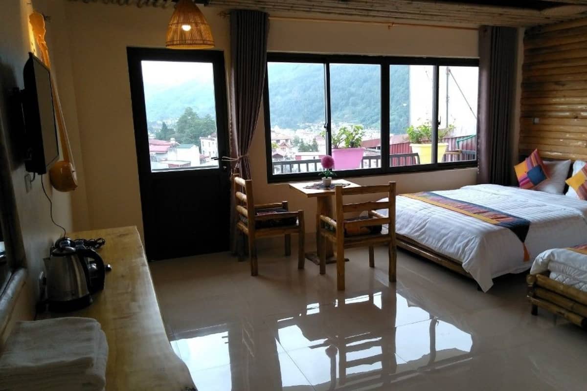 Chambre avec lits jumeaux, vue sur la montagne | Bureau, accès au Wi-Fi (inclus)