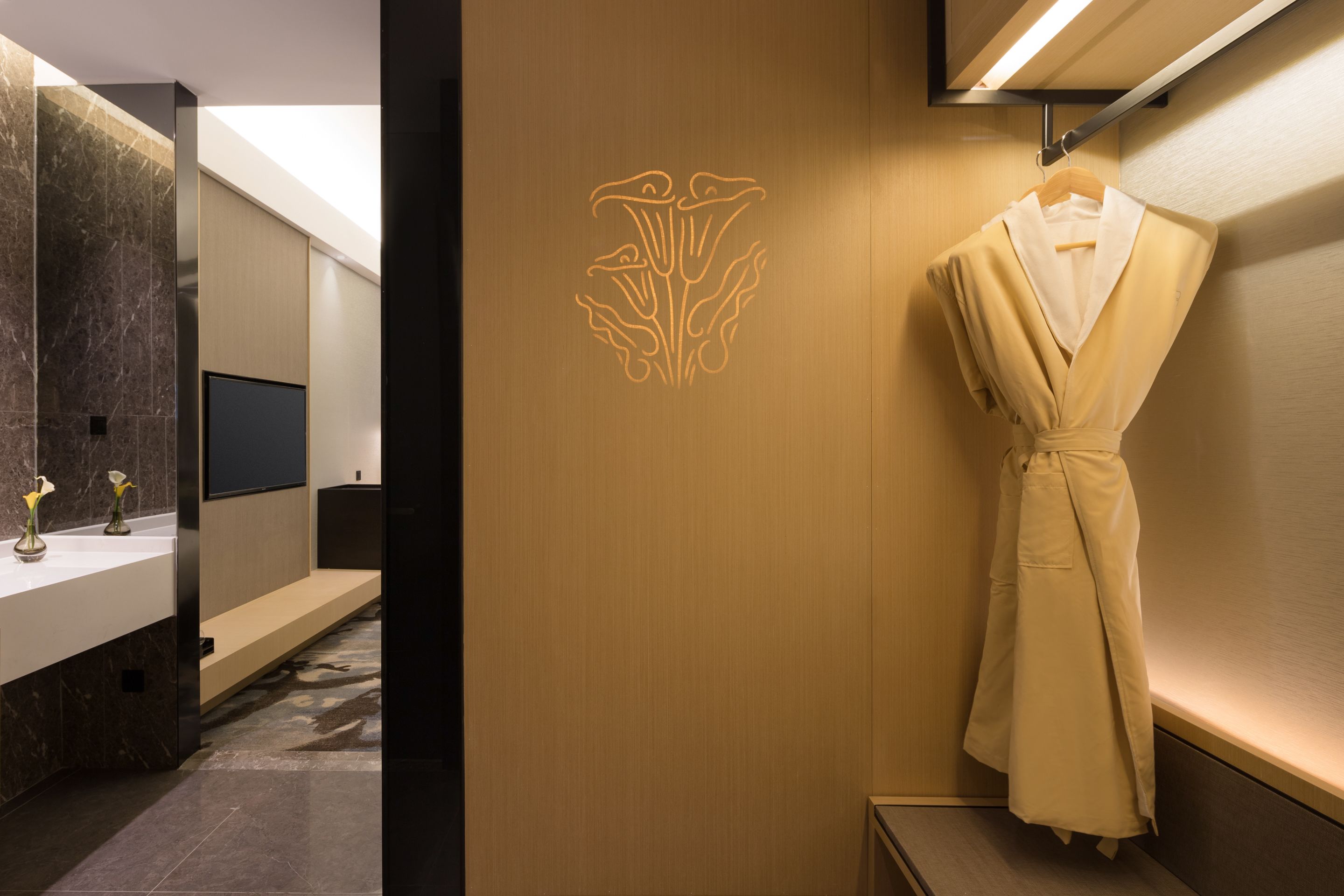 premium bedding, down duvets, pillow-top beds, minibar