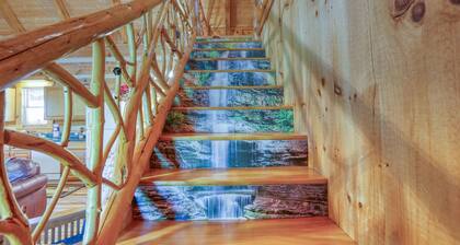 Bear Pause - 2 Bedrooms, 2 Baths, Sleeps 6 Cabin by RedAwning