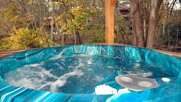 Kabin, 2 kamar tidur | Bathtub spa outdoor