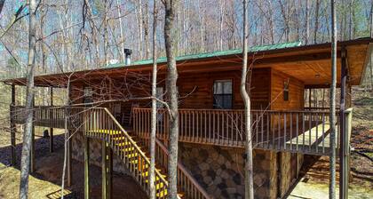 Into the Wild - 2 Bedrooms, 3 Baths, Sleeps 6 Home by RedAwning