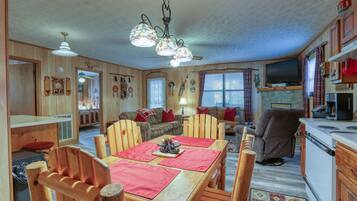 Stuga - 2 sovrum | Restauranger