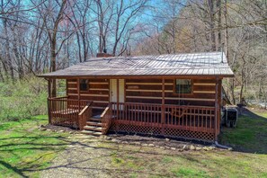 Cabin, 2 Bedrooms | Exterior