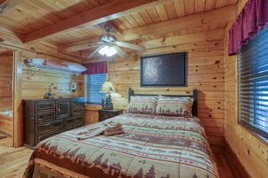 Cabin, 1 Bedroom | 2 bedrooms, free WiFi
