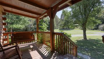 Cabin, 1 Bedroom | Property grounds