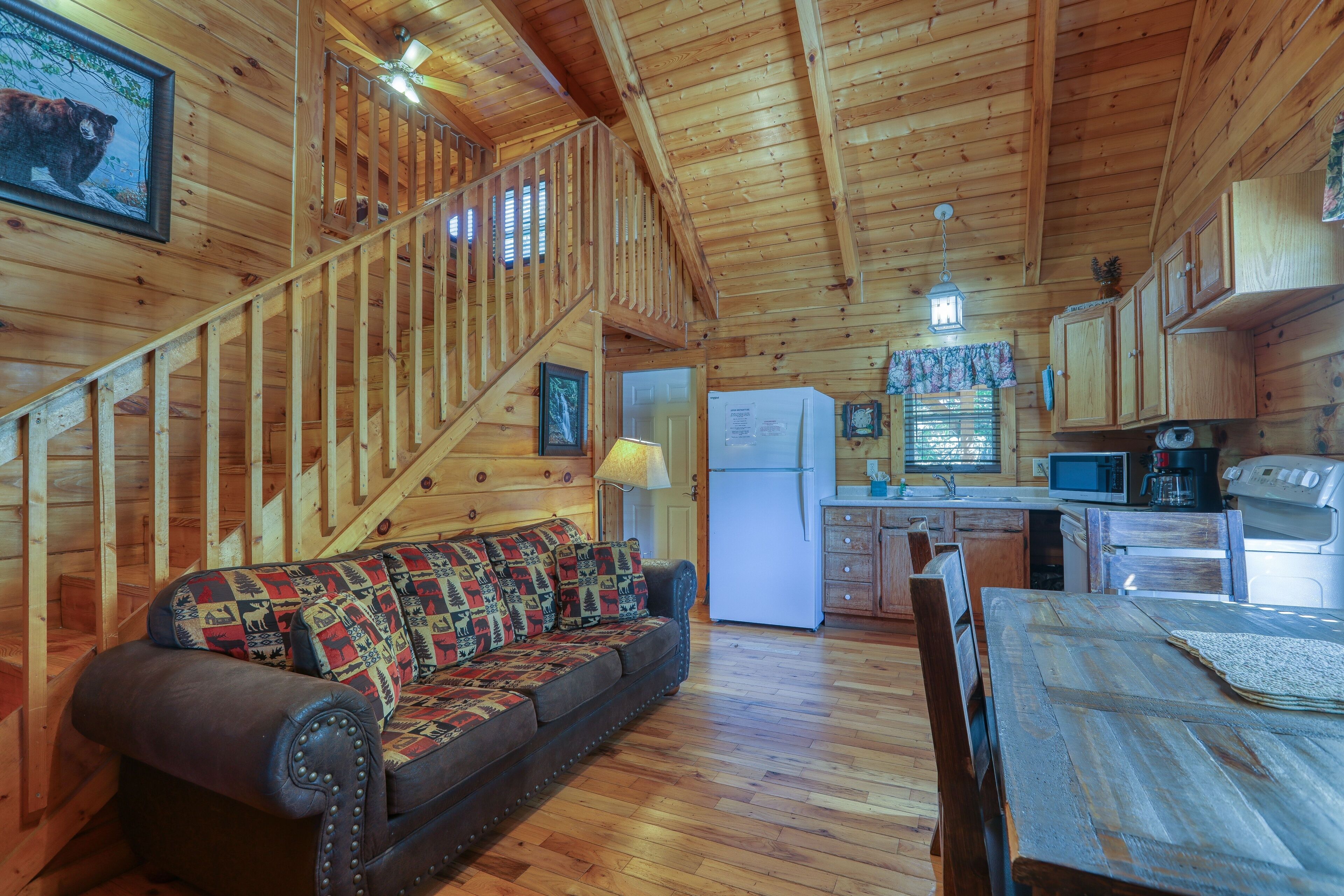Cabin, 1 Bedroom | Living area