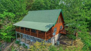 Cabin, 2 Bedrooms | Exterior