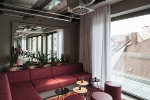 Sala de estar en el lobby
