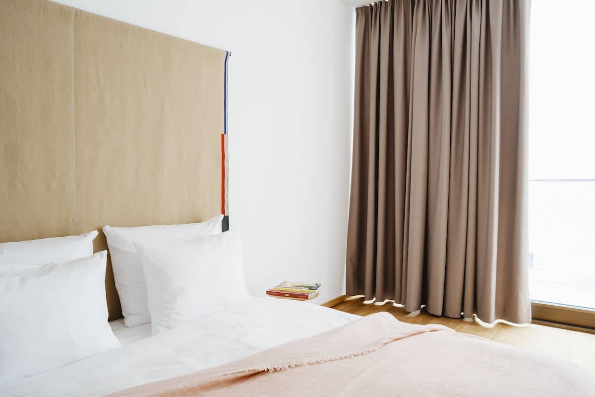 Downtown Comfort | 1 bedroom, premium bedding, memory-foam beds, in-room safe