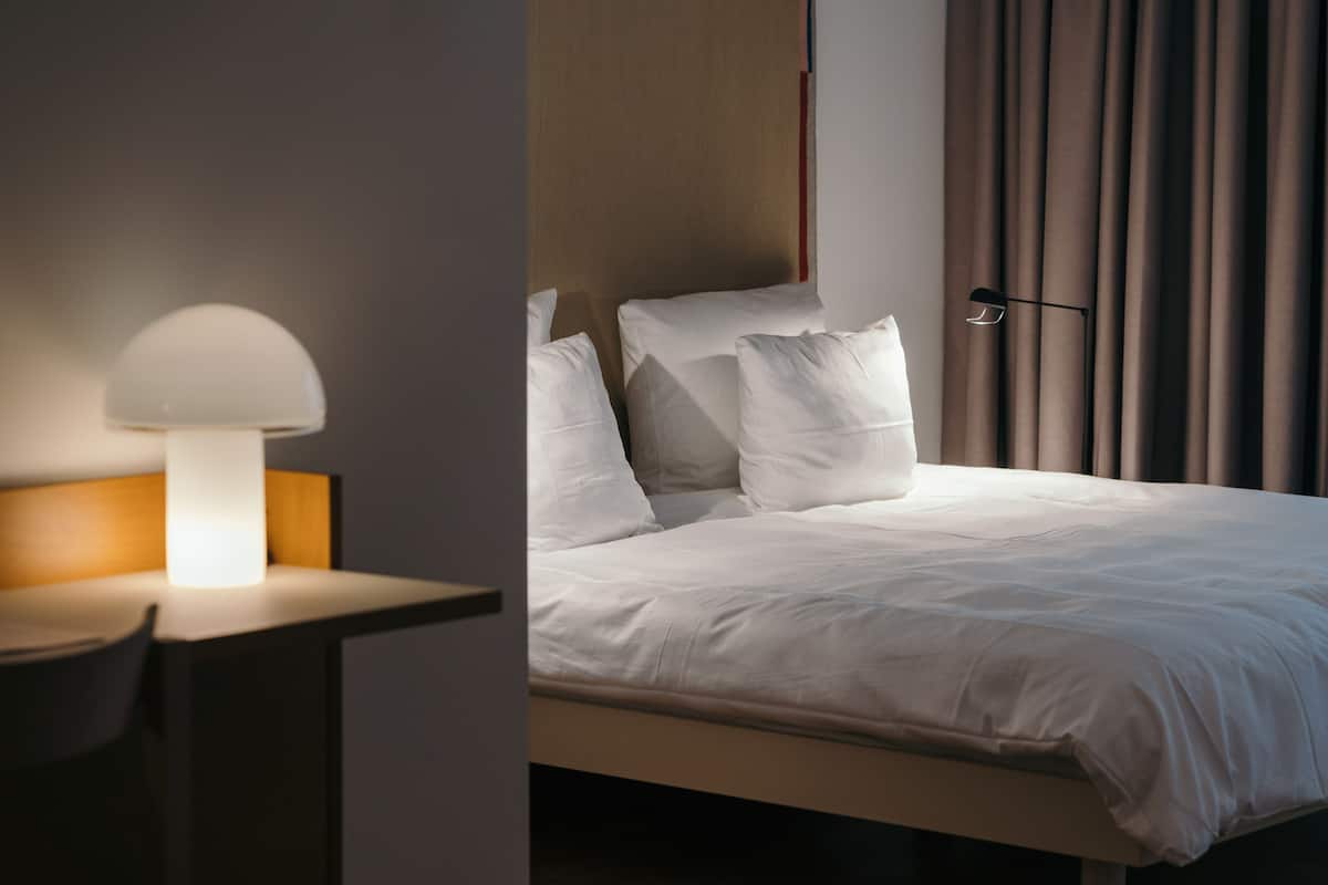 Downtown Apartment | 1 bedroom, premium bedding, memory-foam beds, in-room safe