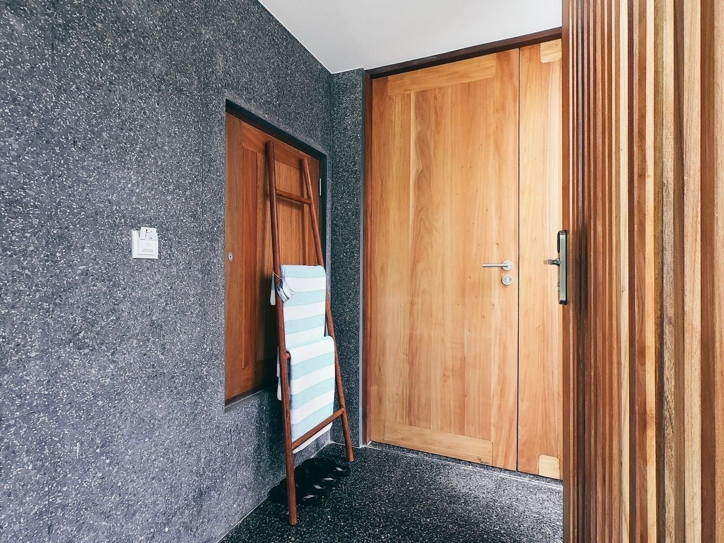 panoramic suite, ocean view (sky) | minibar, in-room safe, desk, blackout curtains