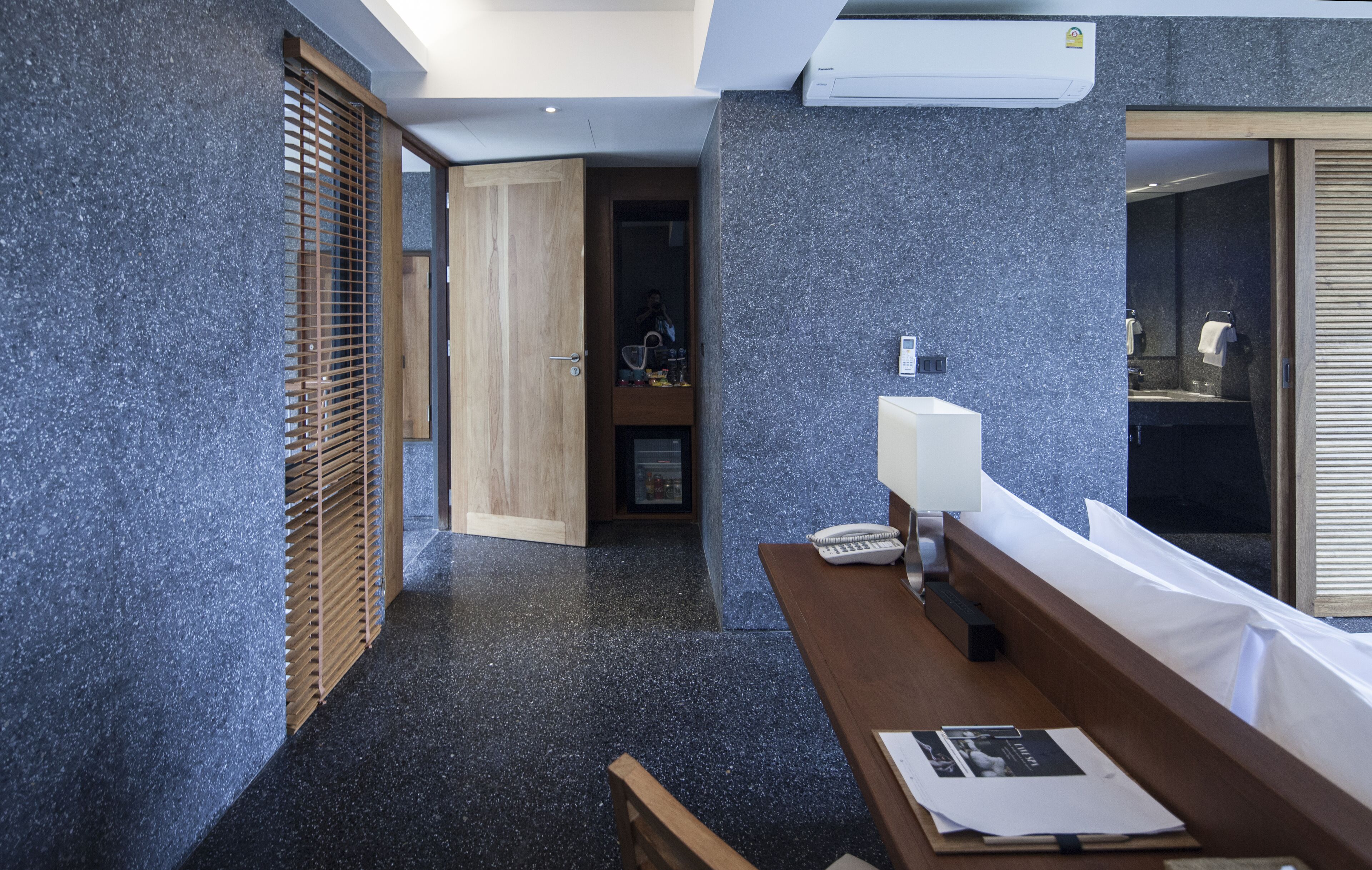 minibar, in-room safe, desk, blackout curtains