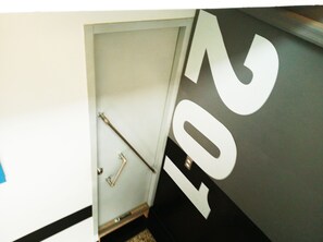 Standard Quadruple Room, Non Smoking (201) | Individually decorated, desk, soundproofing, rollaway beds - Tainan House (Tainan)