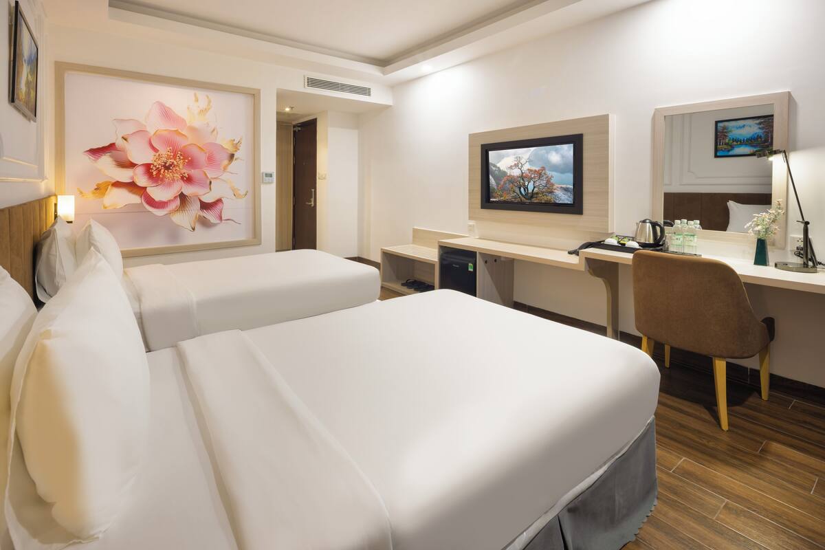 Premium bedding, memory foam beds, minibar, in-room safe