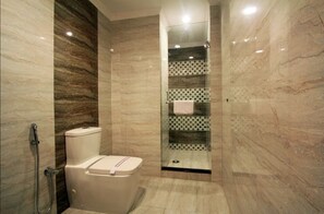 Superior Double Room | Bathroom | Shower, free toiletries, hair dryer, towels - Hotel Shiva Residency (Dehradun)