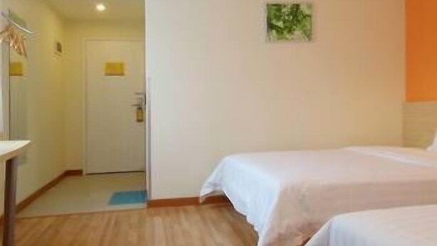 Room - 7 Days Inn (Wuxi)