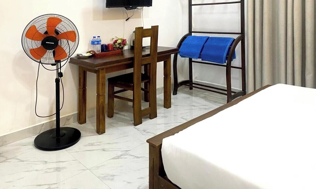 Habitación Deluxe doble, 1 cama de matrimonio, no fumadores, vistas al jardín | Sábanas de algodón egipcio y ropa de cama de alta calidad