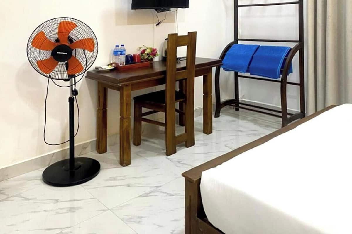 Quarto casal luxo, 1 cama Queen, para não fumantes, vista para o jardim | Roupas de cama de algodão egípcio, roupas de cama premium