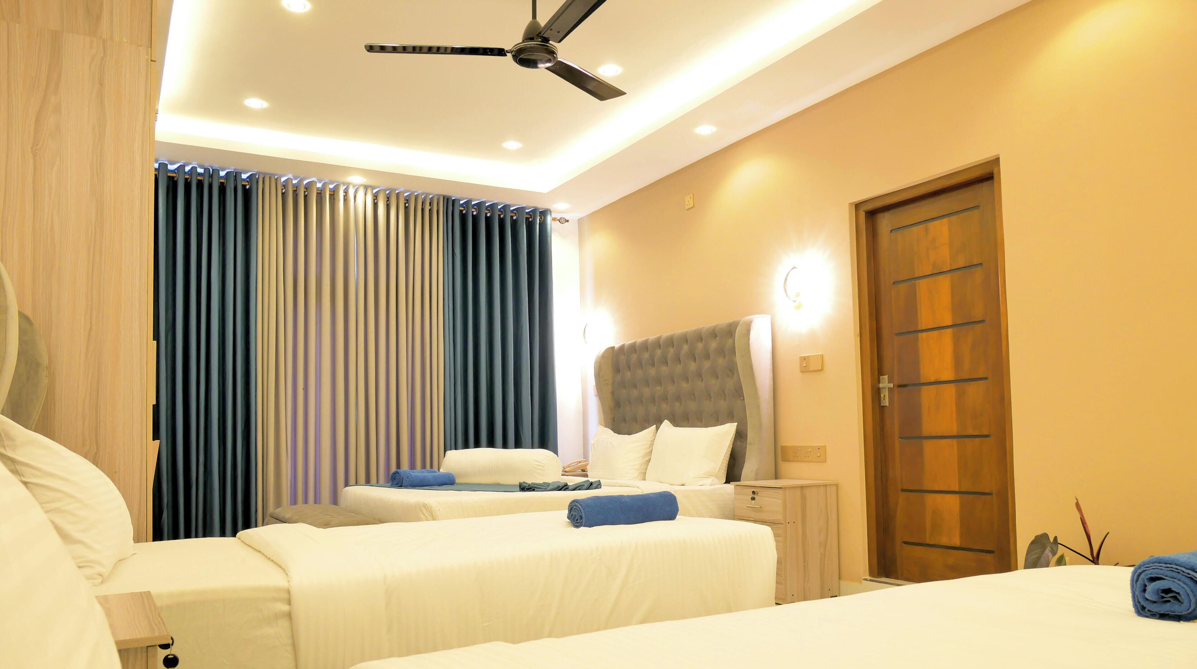 Royal Quadruple Room | Egyptian cotton sheets, premium bedding, down comforters, pillowtop beds