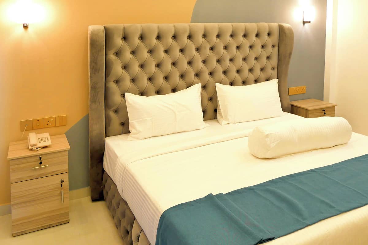 Premier Double Room | Egyptian cotton sheets, premium bedding, down comforters, pillowtop beds