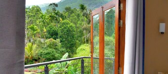 Nine Arch Holiday Resort