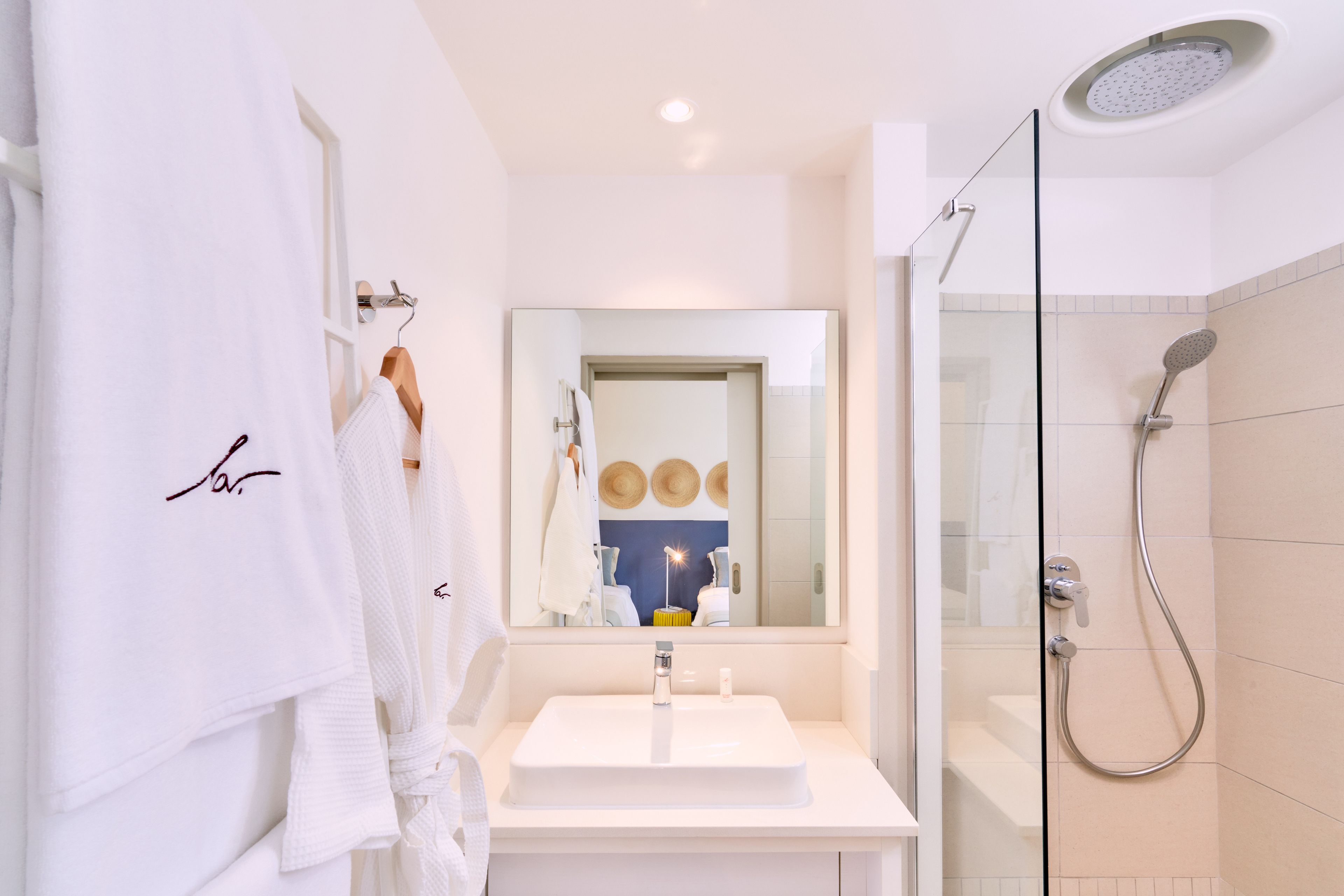 2 bedroom suite | bathroom sink