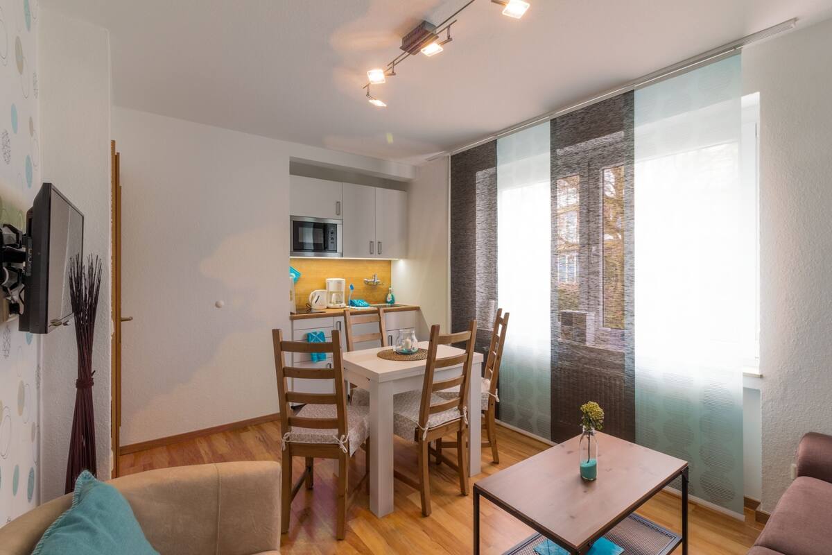 Appartement, 2 slaapkamers (incl. 50€ Cleaning Fee) | Een strijkplank/strijkijzer, gratis babybedden, gratis wifi