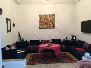 Standard House, Multiple Beds, Non Smoking | Living area | Smart TV - Riad Casa Amlenosa (Marrakech)