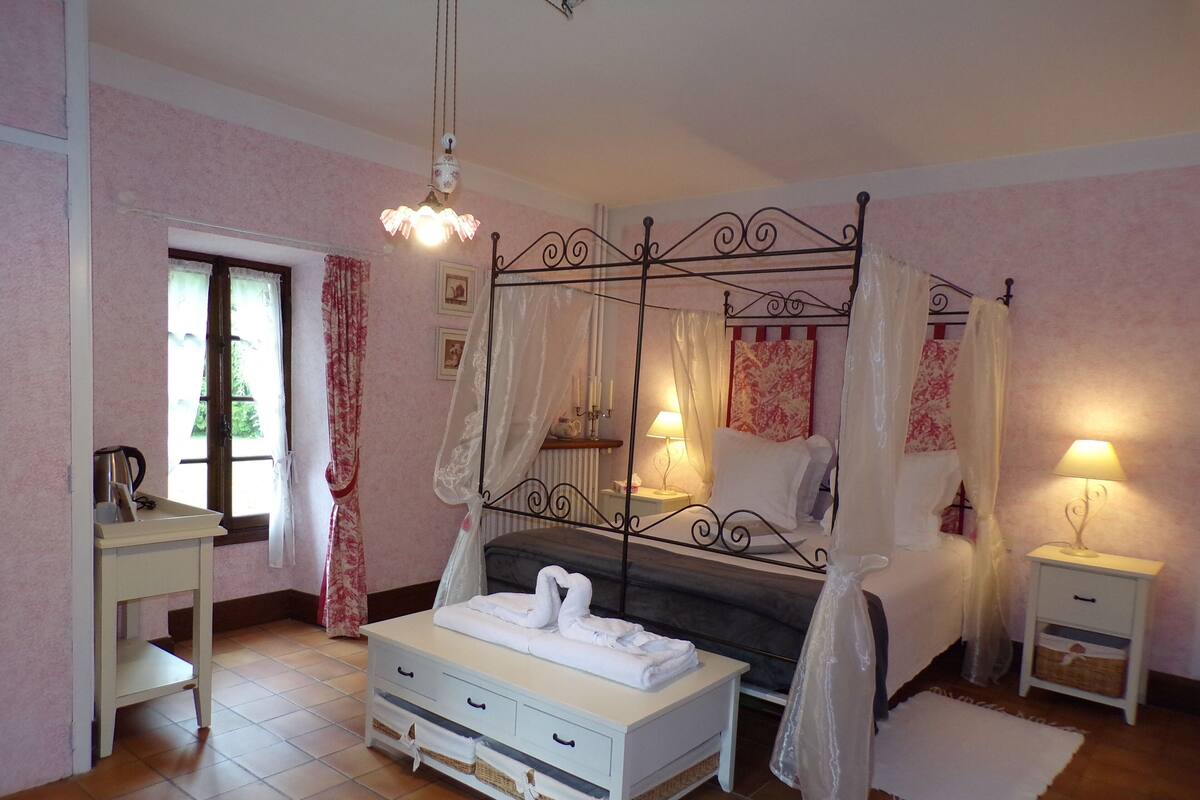 Habitación doble, baño privado (Vue sur la rivière)