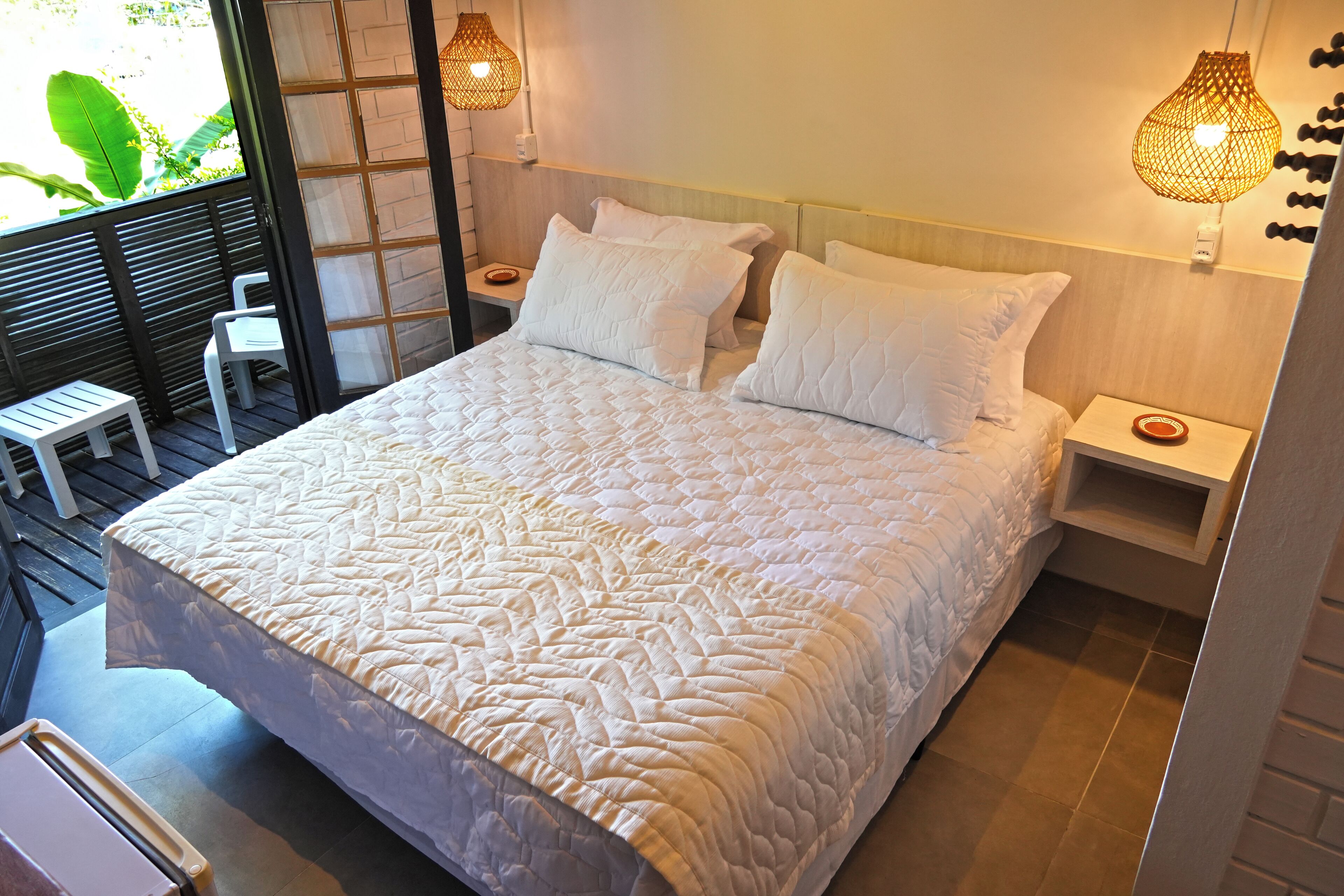 Minibar, blackout drapes, free WiFi, bed sheets